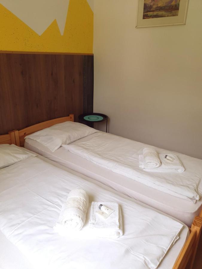 Guesthouse Osvald Zirovnica Extérieur photo
